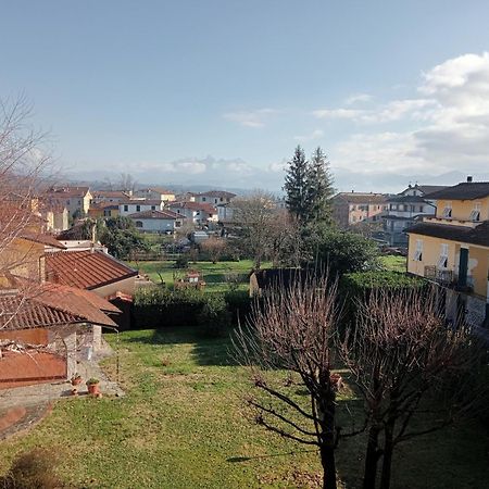 San Quirico Locanda Ristorante Pizzeria Hotel Barbarasco Exterior photo